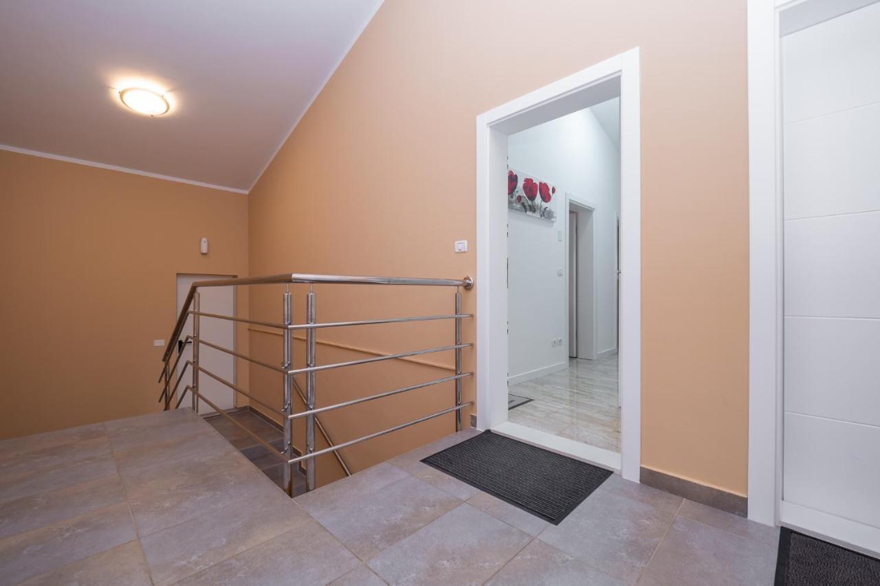 Apartman Shurida